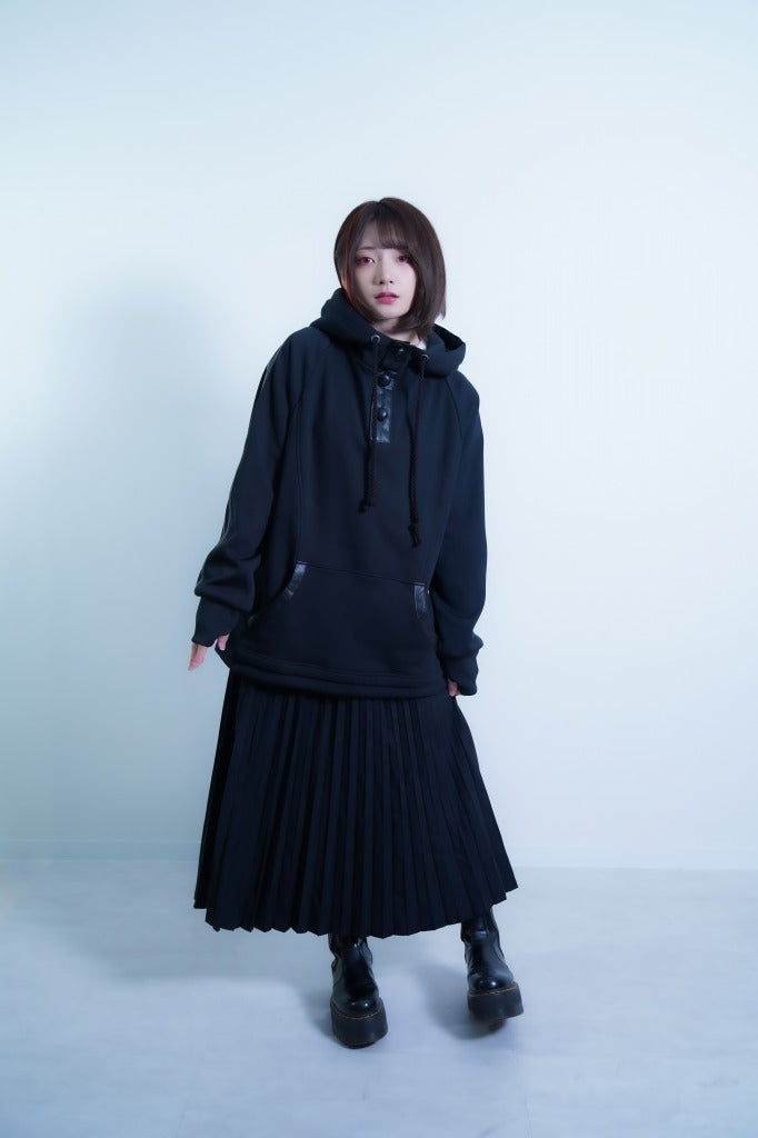 【予約】hncl "Back Street Switch Hoodie"